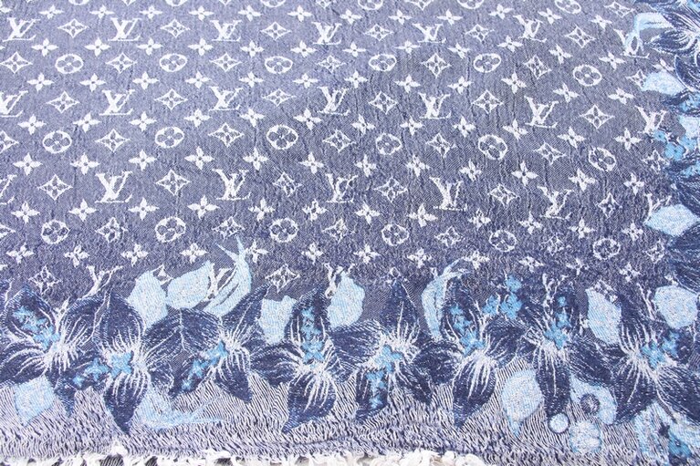 Louis Vuitton Monogram Tuch Monokinawa Denim Blau Wolle Seide M70730