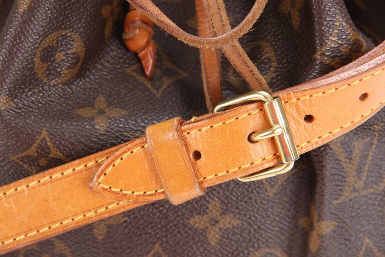 Louis Vuitton Grand Sac Noe Monogram Canvas M42224