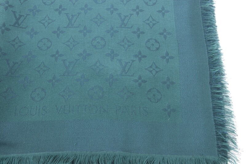 Louis Vuitton Monogram Tuch green M78768