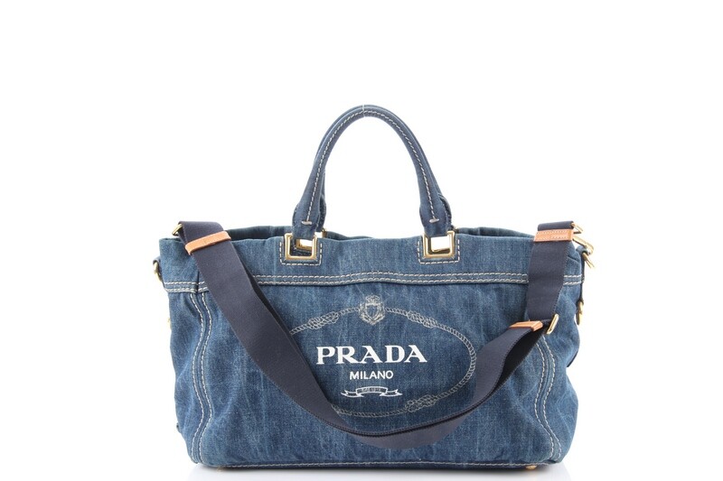 バッグ PRADA Blue Denim Pouch Bag Prada Denim Shoulder Bag Bleu 920180 – FASHIONPHILE