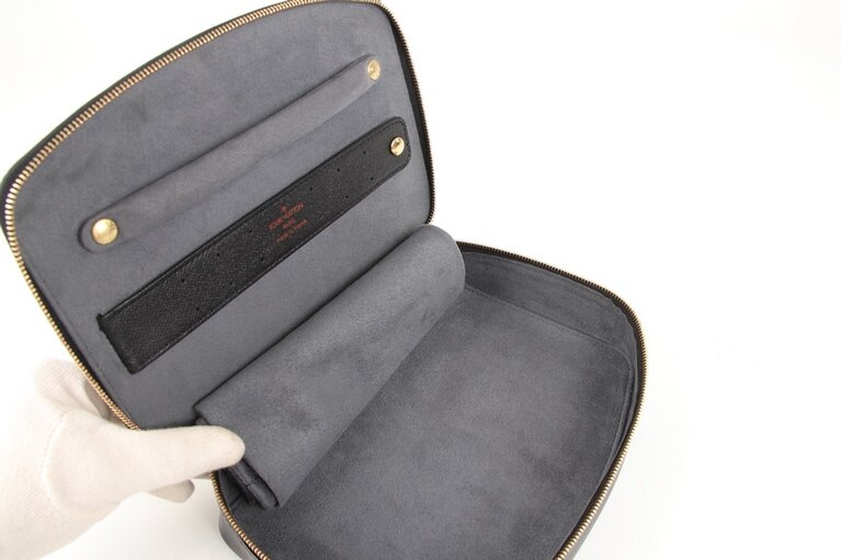 Louis Vuitton Poche Monte Carlo Schwarz Epi M48362
