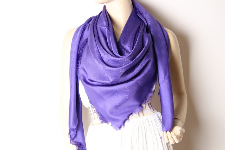 louis vuitton seidentuch monogram