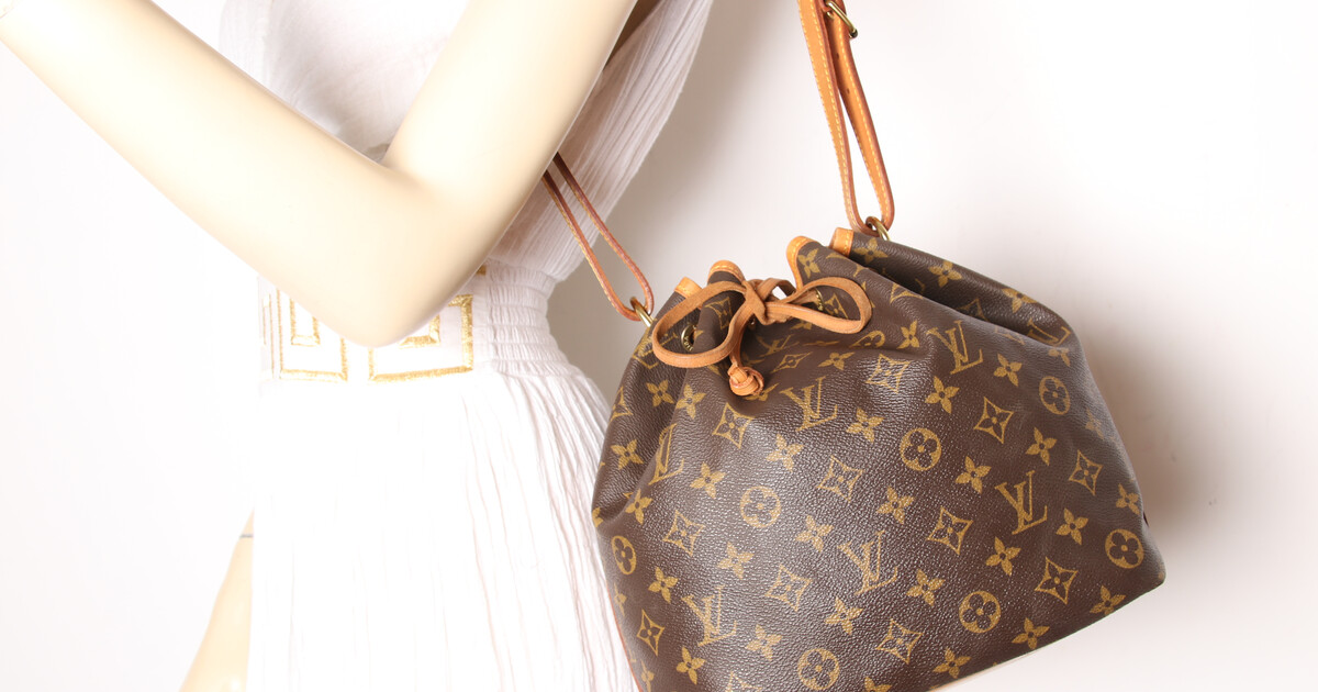 Louis Vuitton Petit Sac Noe Monogram Canvas M42226