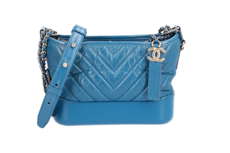 Chanel Small Gabrielle Dunkel Blau V-Stitch Lammleder